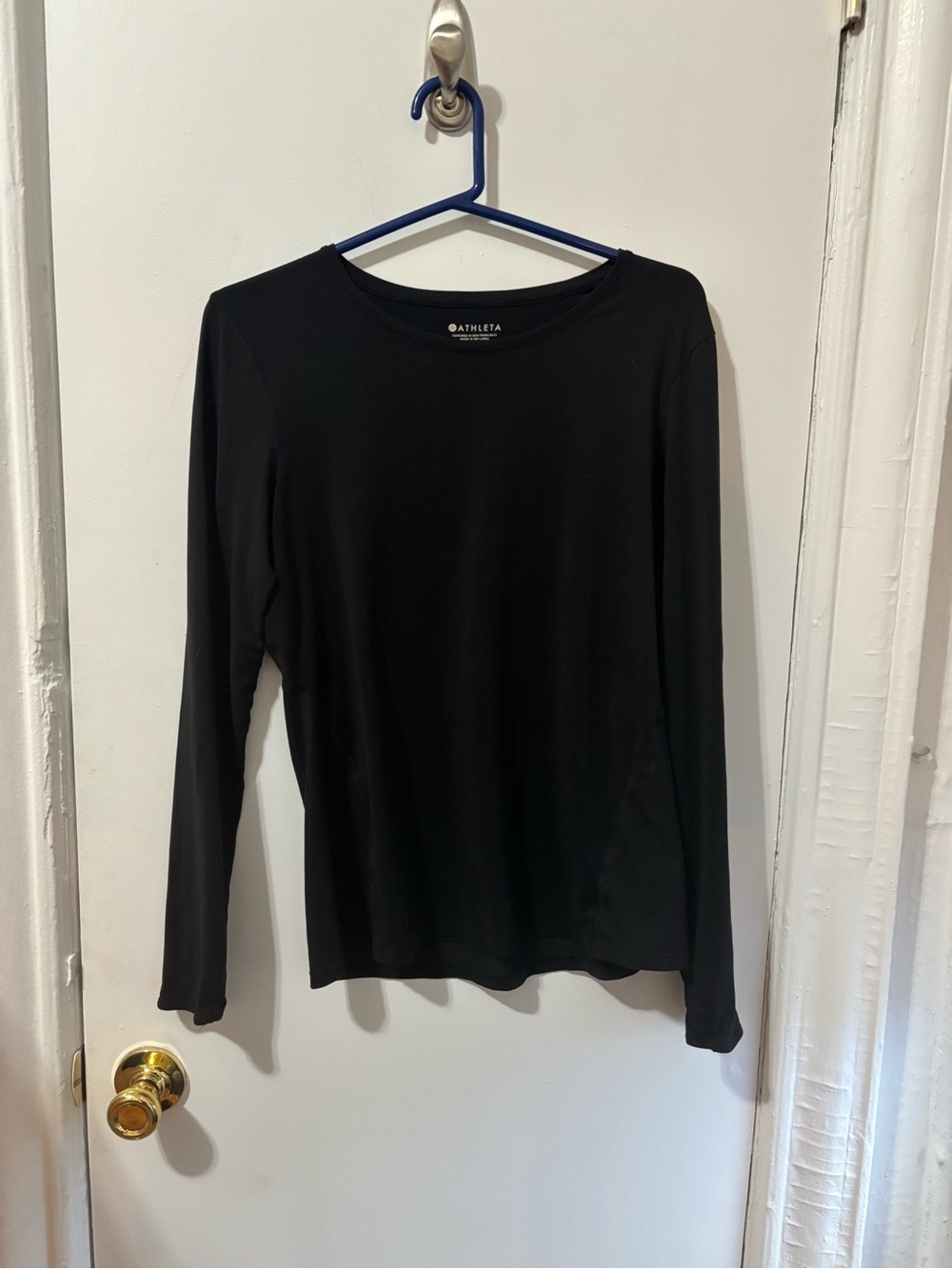 Athleta Black Long Sleeve Crewneck Top